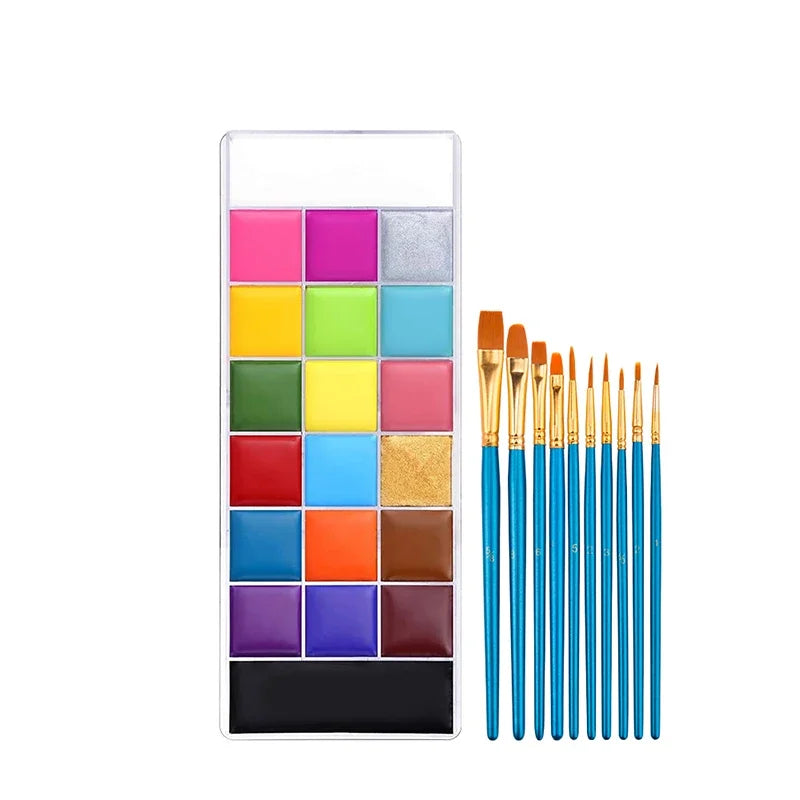 Palette ouverte avec pinceaux
